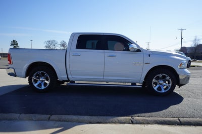 2017 RAM 1500 LARAM Base