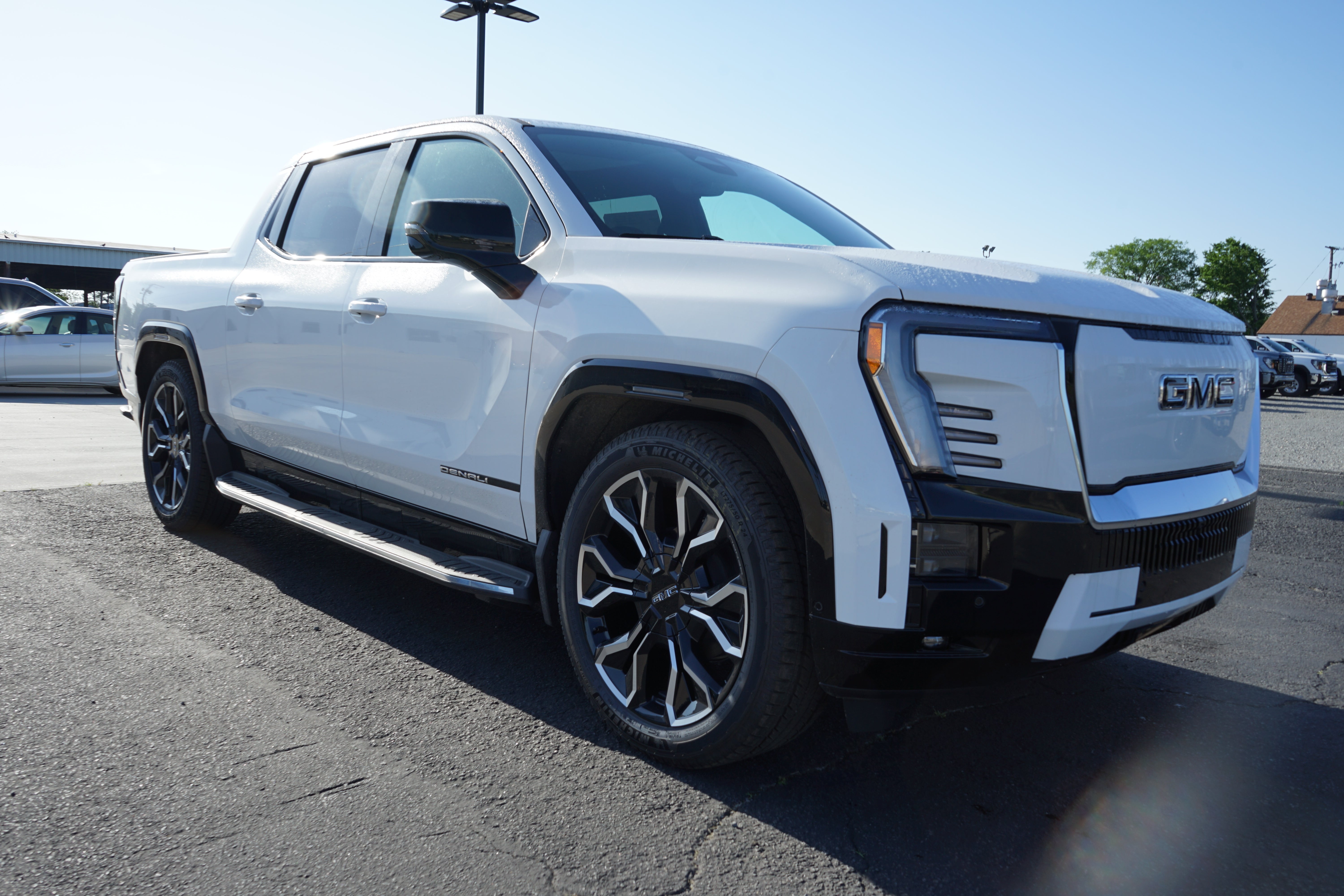 2025 GMC Sierra EV Max Range Denali