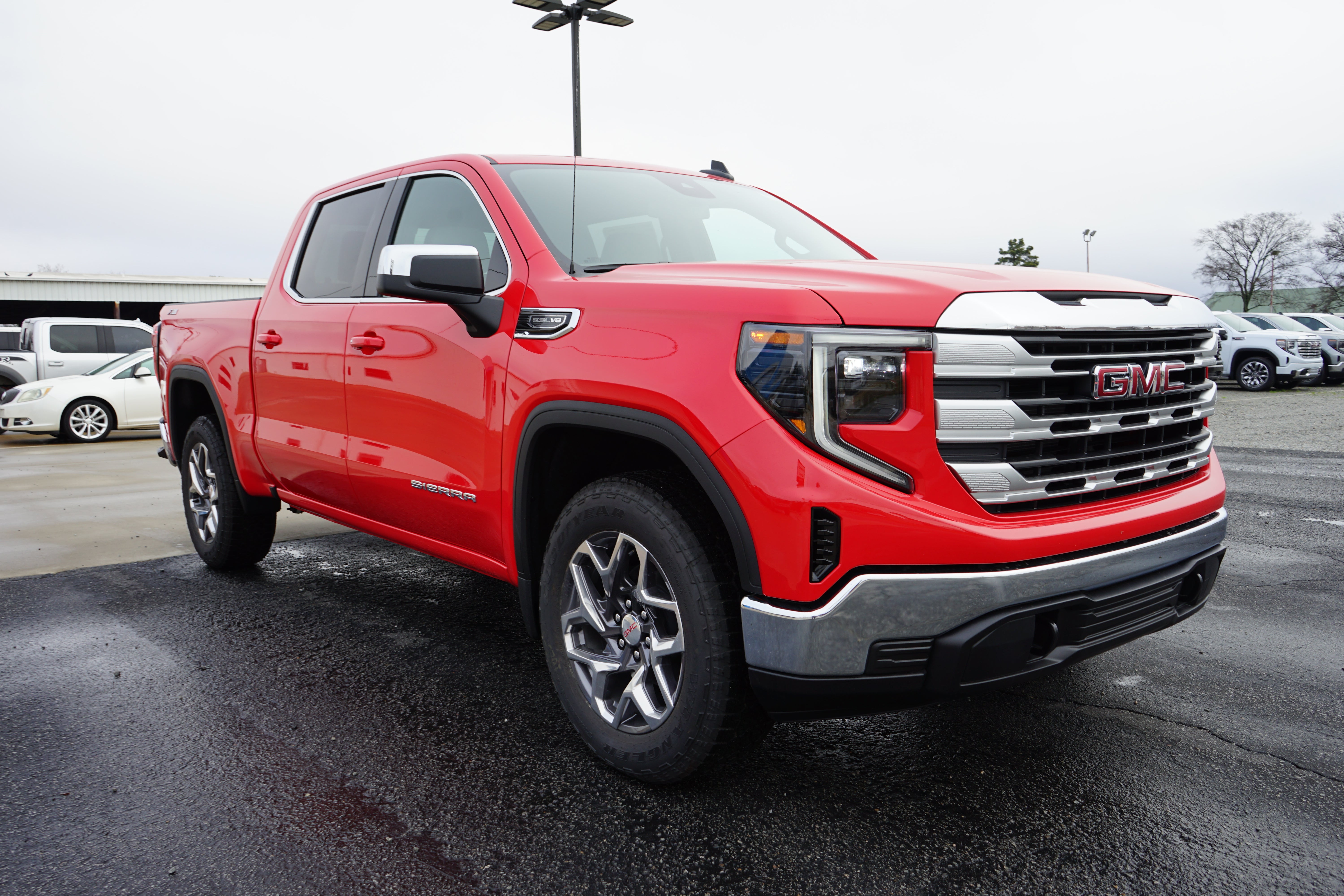 2026 GMC Sierra 1500 SLE