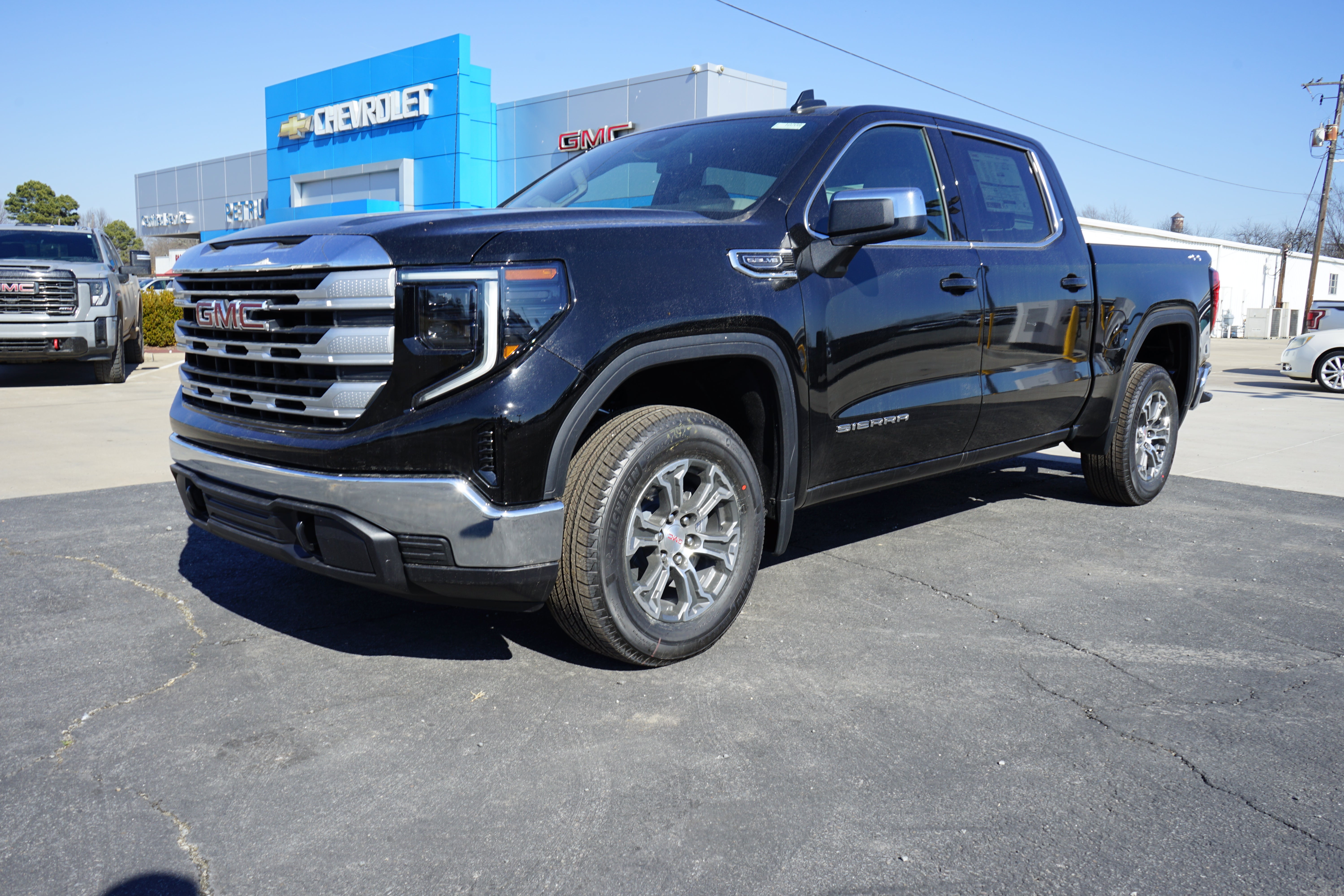 2026 GMC Sierra 1500 SLE