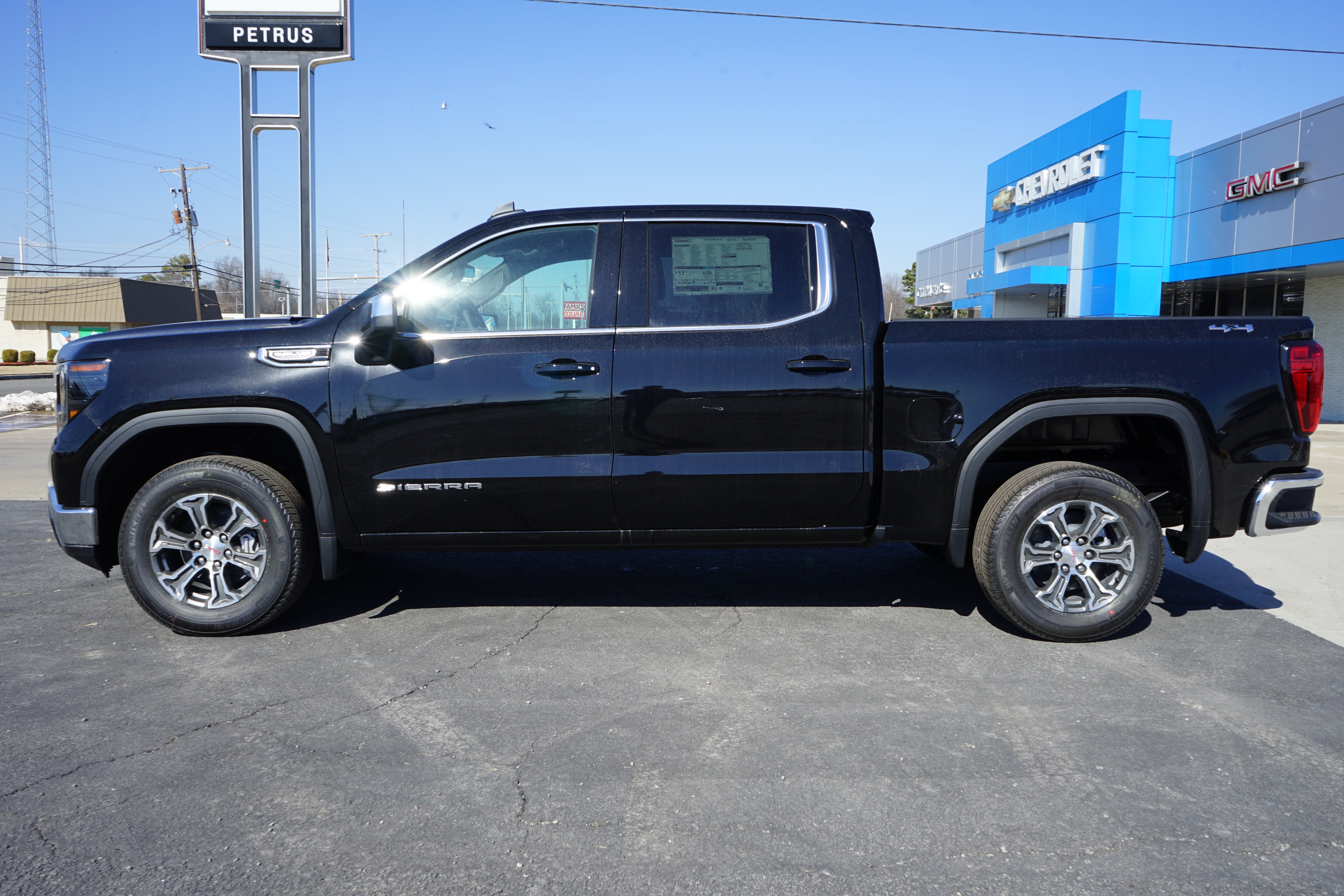 2026 GMC Sierra 1500 SLE