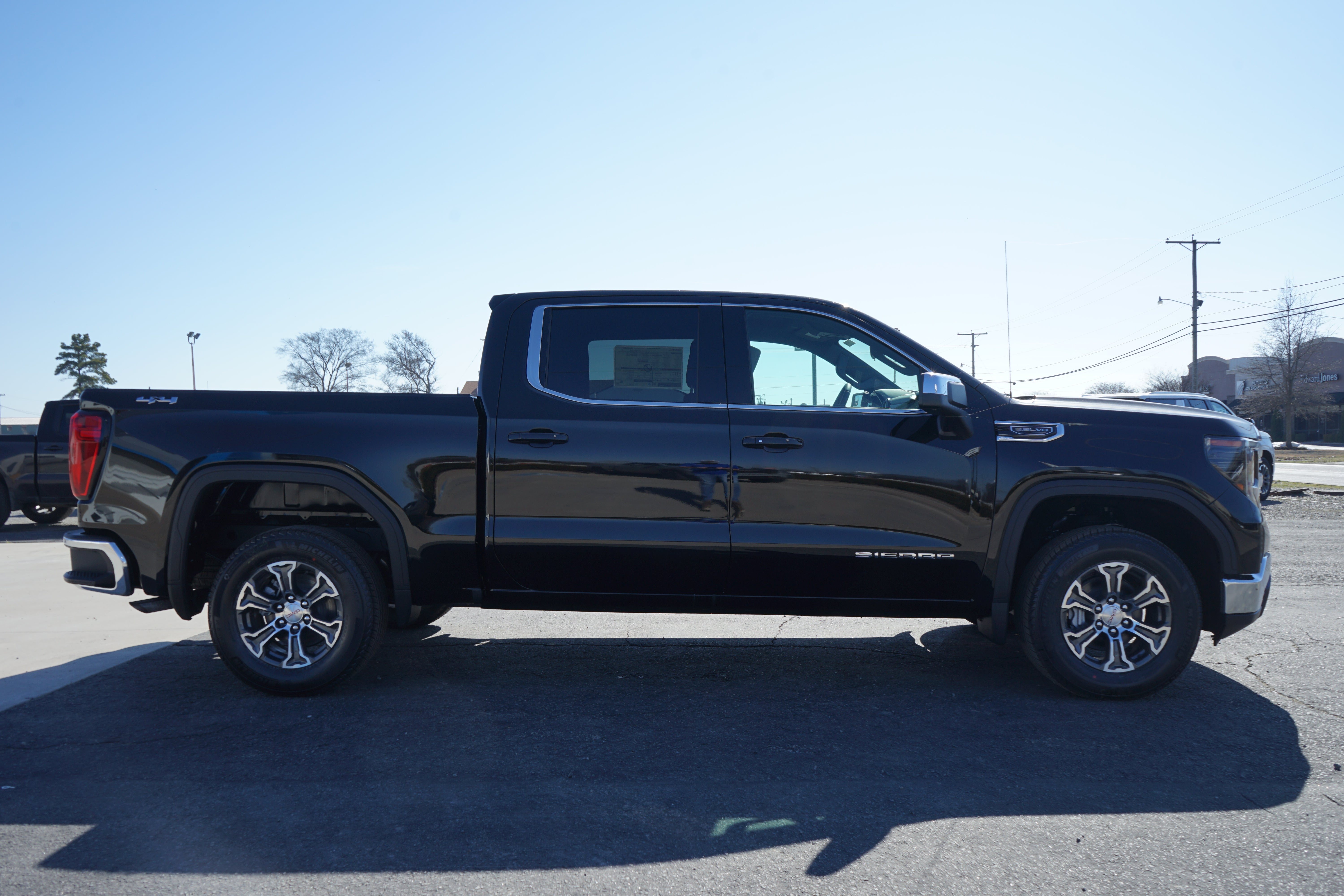 2026 GMC Sierra 1500 SLE