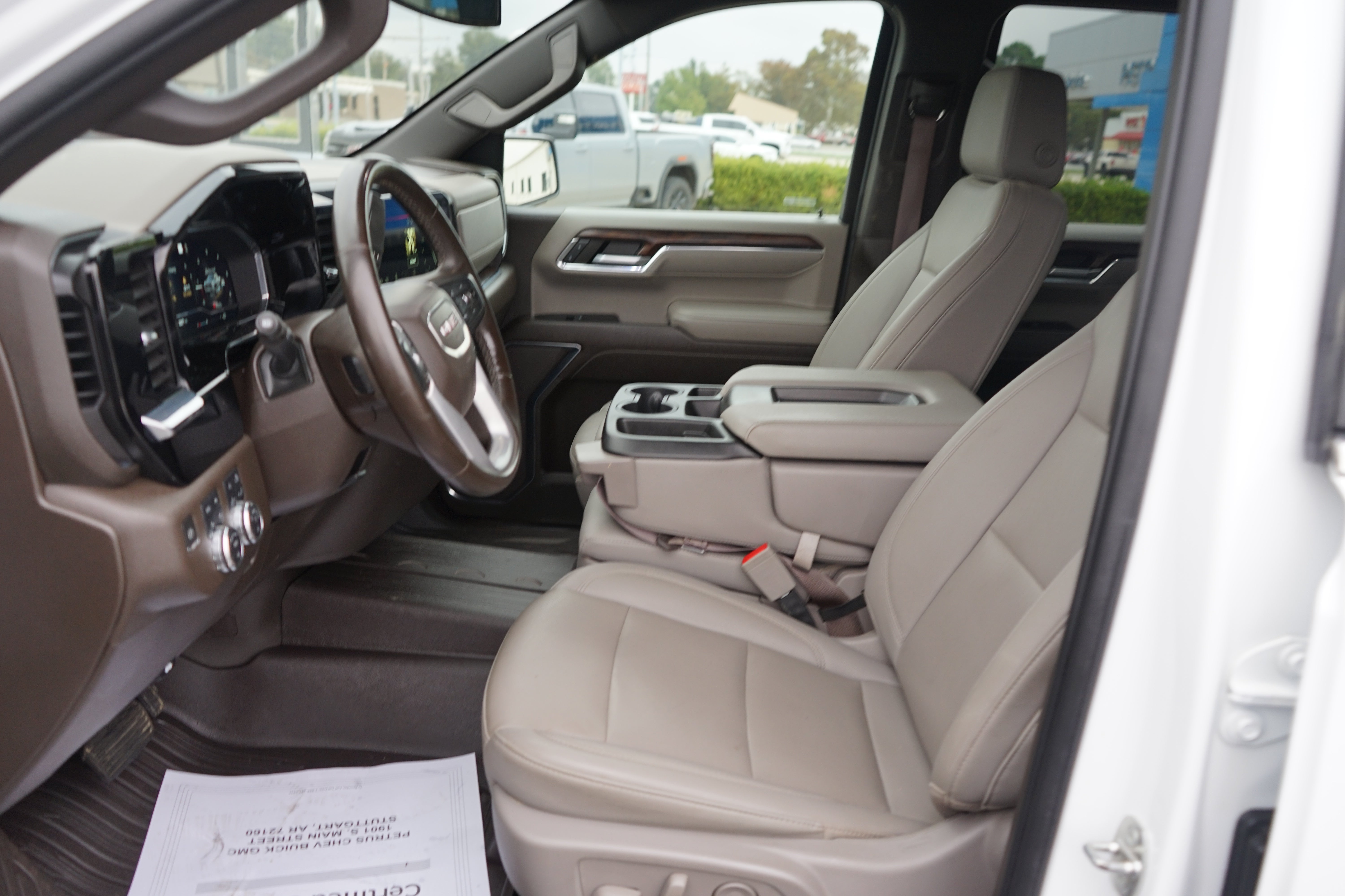 2024 GMC Sierra 1500 SLT