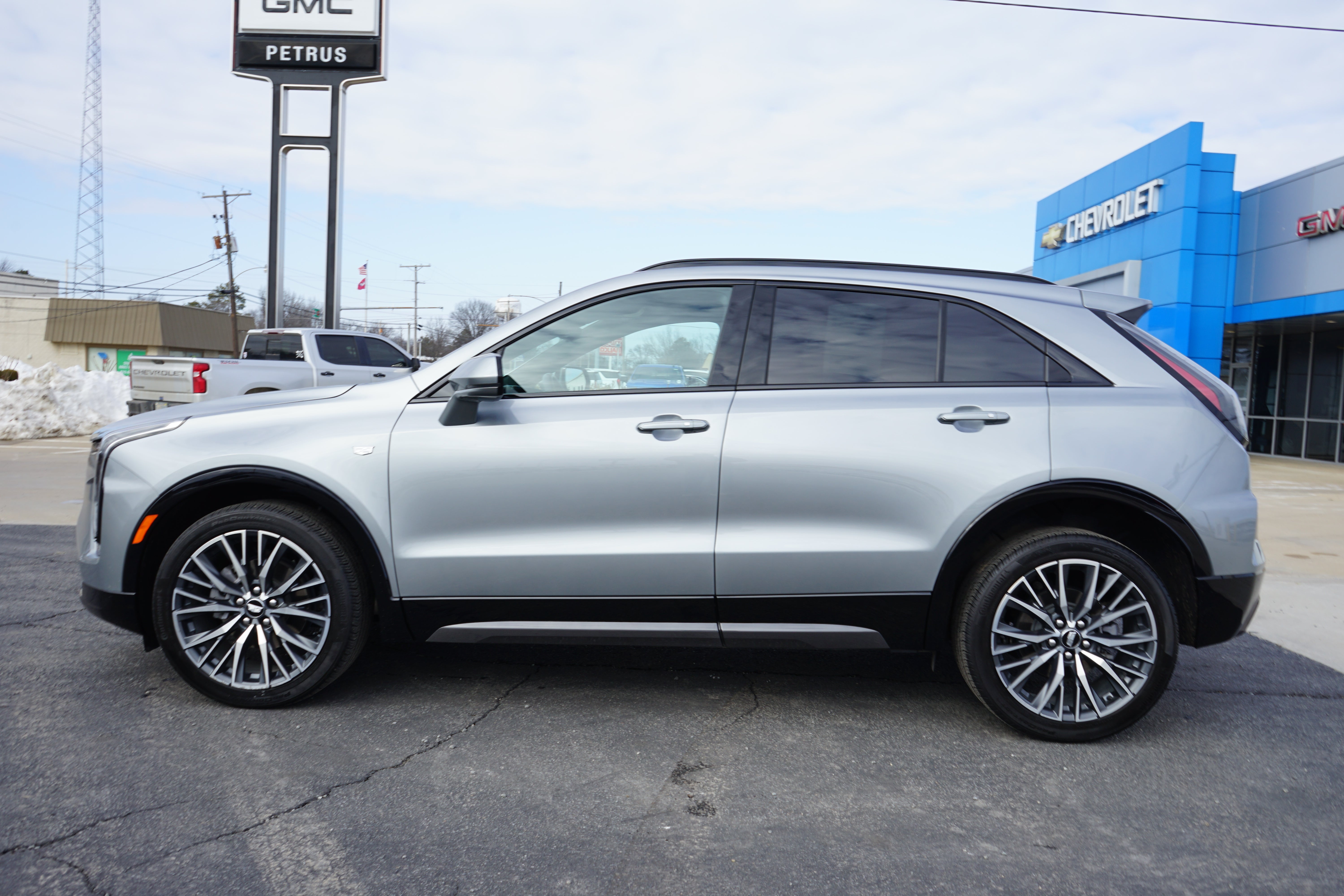 2024 Cadillac XT4 Sport