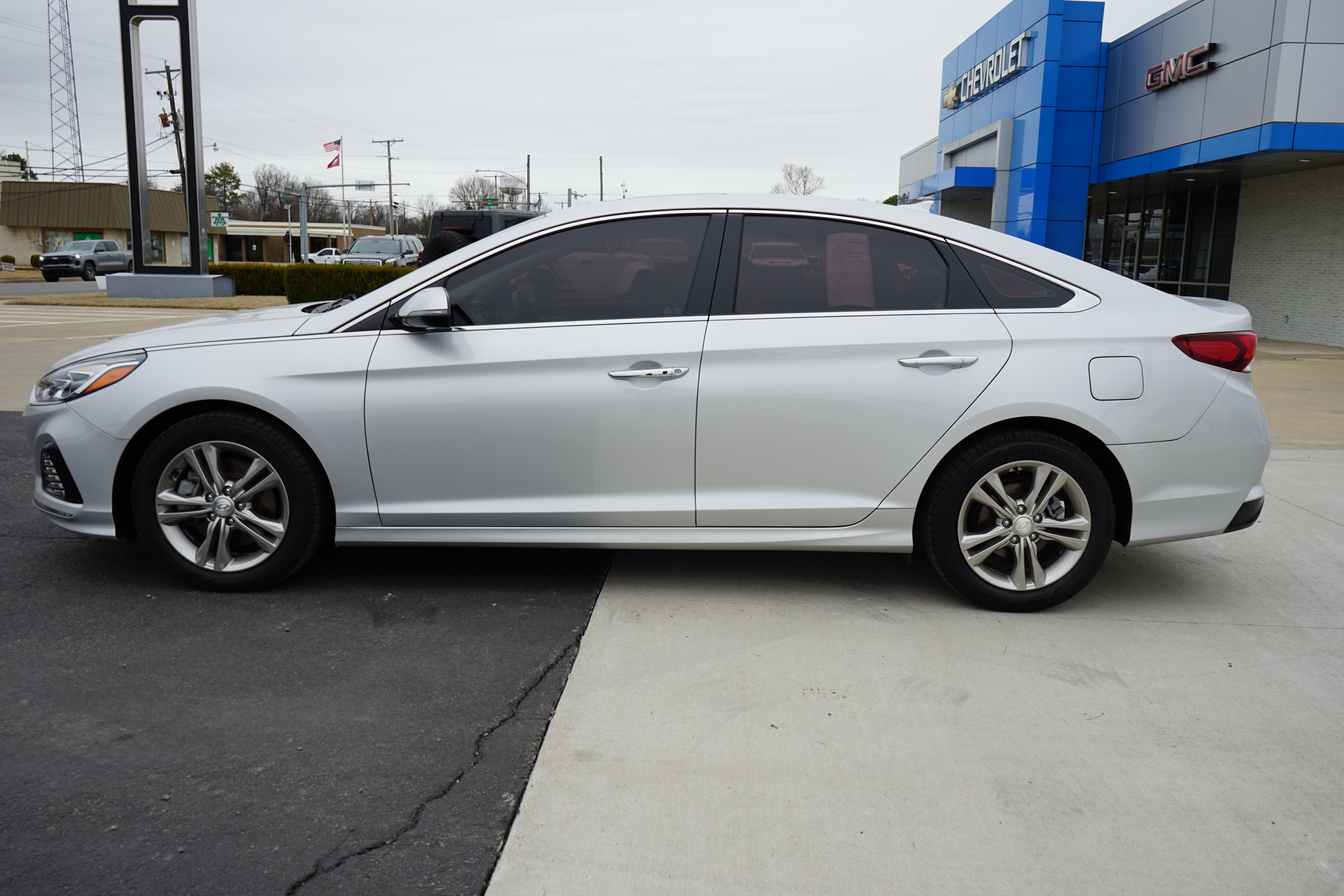 2019 Hyundai SONATA LIM Base