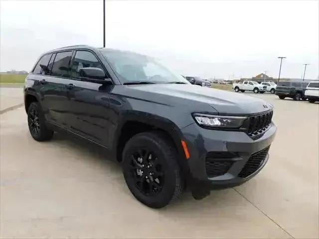 2025 Jeep Grand Cherokee GRAND CHEROKEE ALTITUDE X 4X4