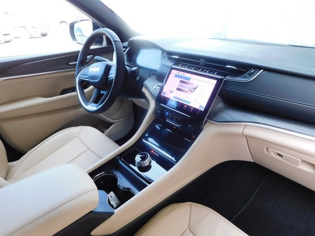 2025 Jeep Grand Cherokee GRAND CHEROKEE L LIMITED 4X2