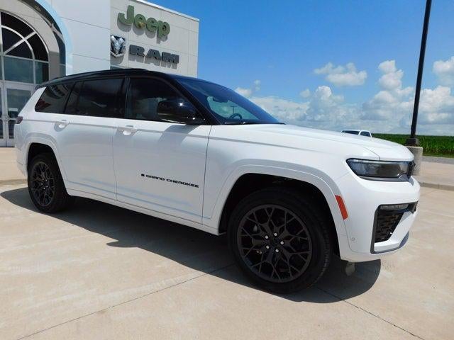 2026 Jeep Grand Cherokee GRAND CHEROKEE L SUMMIT 4X4