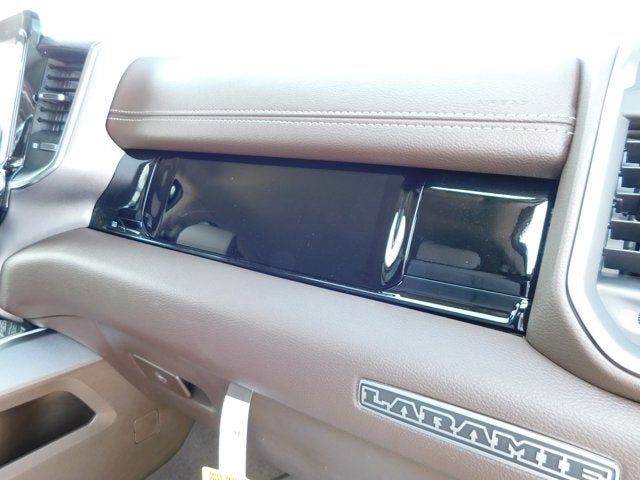 2025 RAM Ram 1500 RAM 1500 LARAMIE CREW CAB 4X4 5'7' BOX