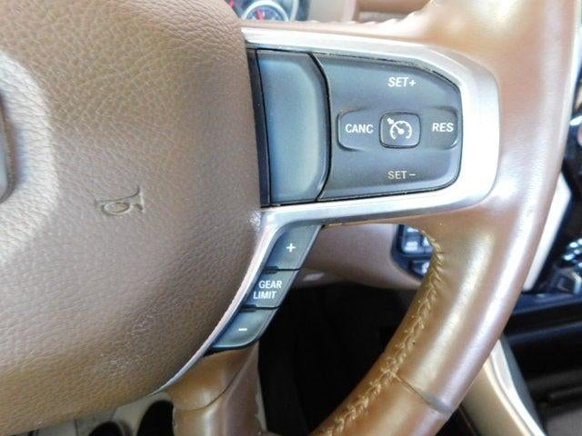 2022 RAM 1500 Laramie Crew Cab 4x4 5'7' Box