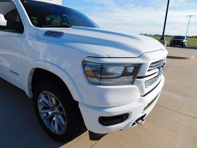 2022 RAM 1500 Laramie Crew Cab 4x4 5'7' Box