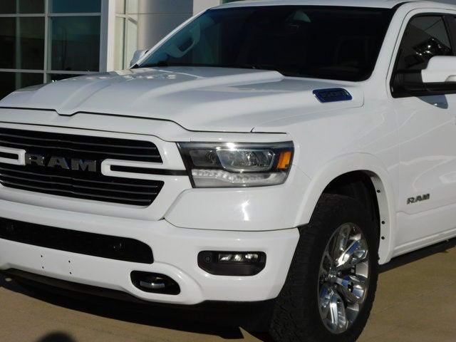 2022 RAM 1500 Laramie Crew Cab 4x4 5'7' Box