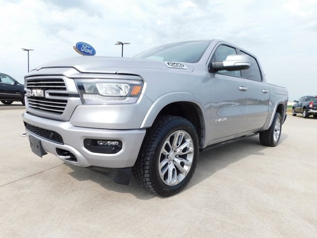 2022 RAM 1500 Laramie Crew Cab 4x4 5'7' Box