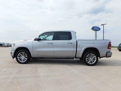 2022 RAM 1500 Laramie Crew Cab 4x4 5'7' Box