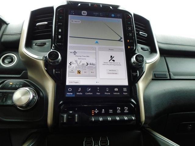 2022 RAM 1500 Laramie Crew Cab 4x4 5'7' Box