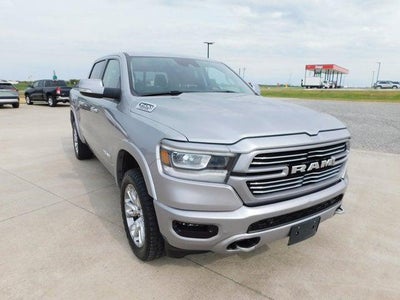2022 RAM 1500 Laramie Crew Cab 4x4 5'7' Box