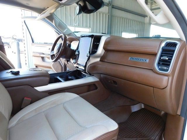 2022 RAM 1500 Laramie Crew Cab 4x4 5'7' Box