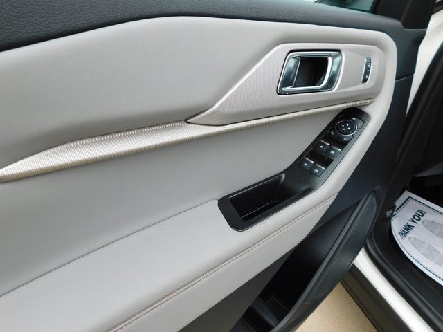 2026 Ford Explorer Active w/100A Pkg