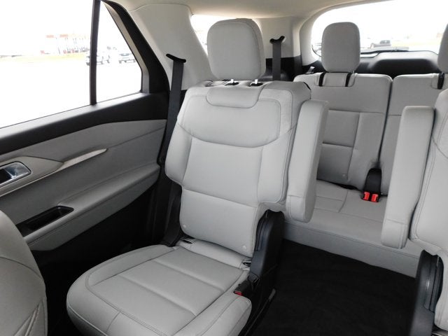 2026 Ford Explorer Active w/100A Pkg