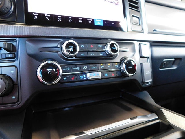 2026 Ford Super Duty F-250 SRW F-250® Platinum®