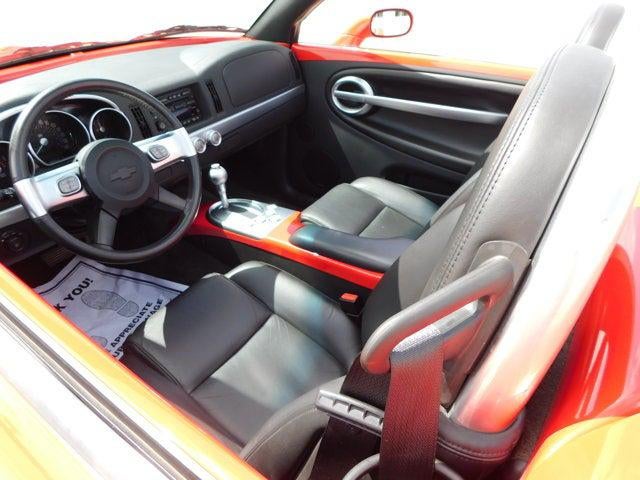 2004 Chevrolet SSR LS