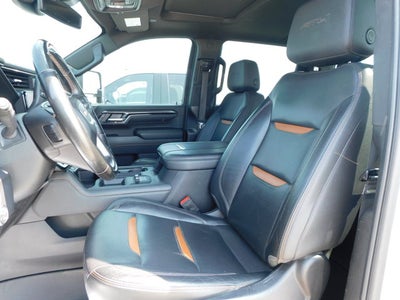 2024 GMC Sierra 2500HD 4WD Crew Cab Standard Bed AT4