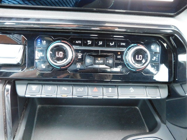 2024 GMC Sierra 2500HD 4WD Crew Cab Standard Bed AT4