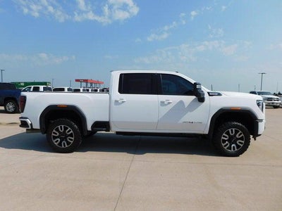 2024 GMC Sierra 2500HD 4WD Crew Cab Standard Bed AT4