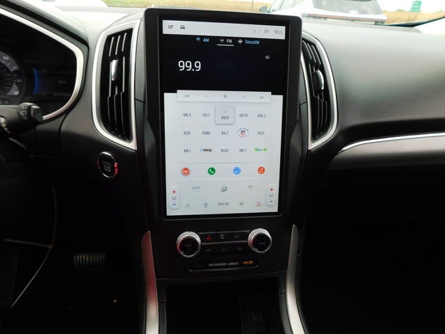 2021 Ford Edge Base