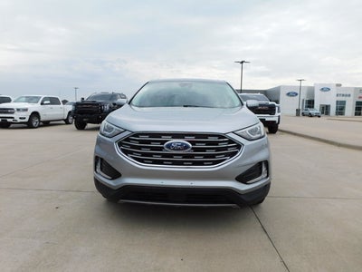 2021 Ford Edge Base