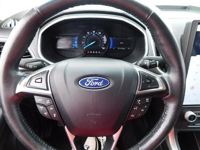 2021 Ford Edge Base