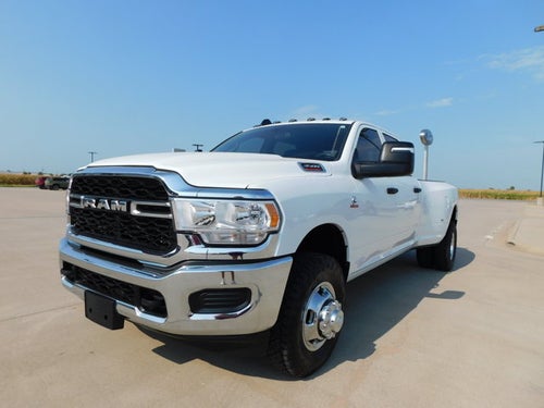 2024 RAM 3500 Tradesman Crew Cab 4x4 8' Box