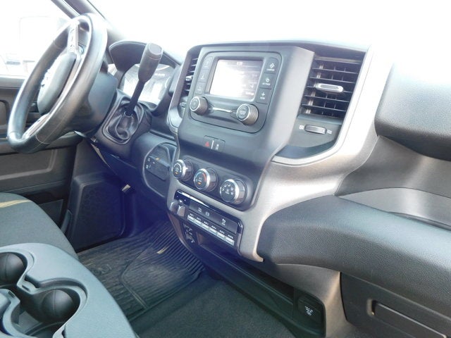 2024 RAM 3500 Tradesman Crew Cab 4x4 8' Box