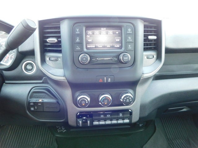 2024 RAM 3500 Tradesman Crew Cab 4x4 8' Box