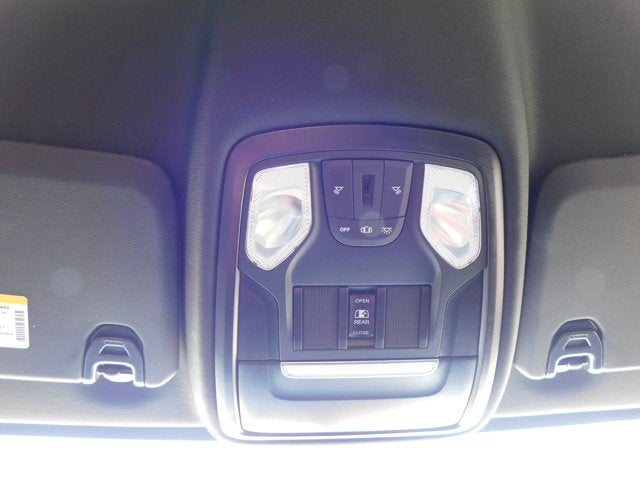 2024 RAM 3500 Tradesman Crew Cab 4x4 8' Box