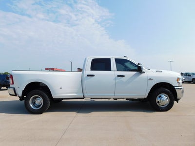 2024 RAM 3500 Tradesman Crew Cab 4x4 8' Box