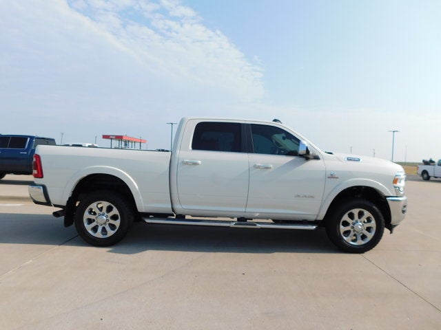 2019 RAM 2500 Laramie Crew Cab 4x4 6'4' Box