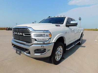 2019 RAM 2500 Laramie Crew Cab 4x4 6'4' Box