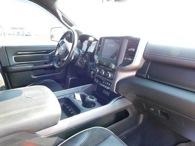 2022 RAM 2500 Laramie Crew Cab 4x4 6'4' Box