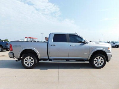 2022 RAM 2500 Laramie Crew Cab 4x4 6'4' Box