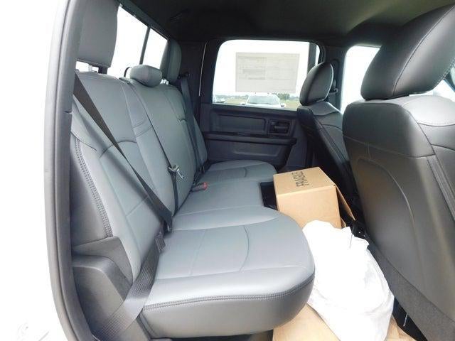 2026 RAM Ram 3500 Chassis Cab RAM 3500 TRADESMAN CREW CAB CHASSIS 4X4 60' CA