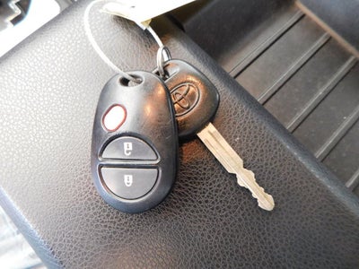 2014 Toyota Tundra SR5 5.7L V8