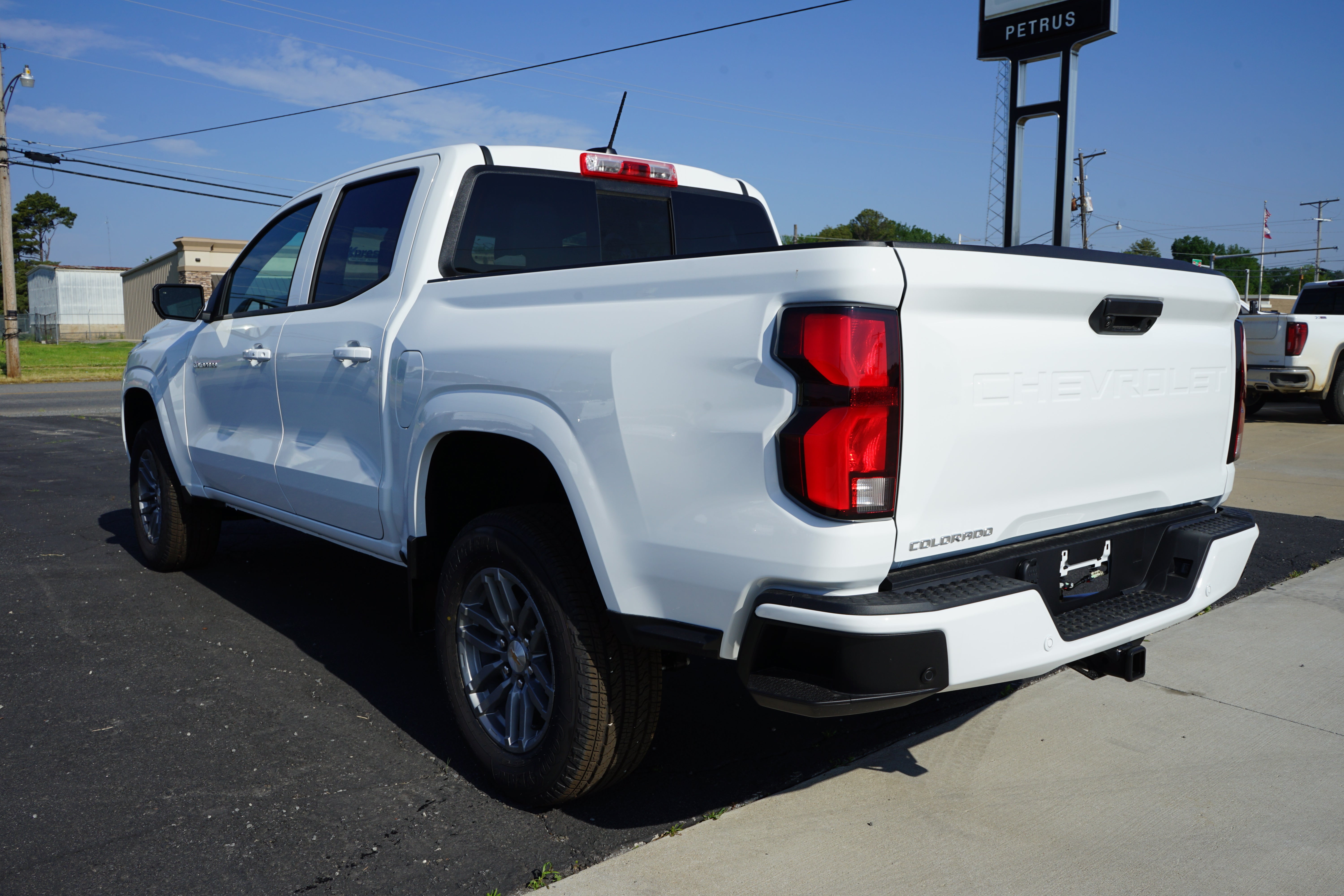 2025 Chevrolet Colorado WT/LT