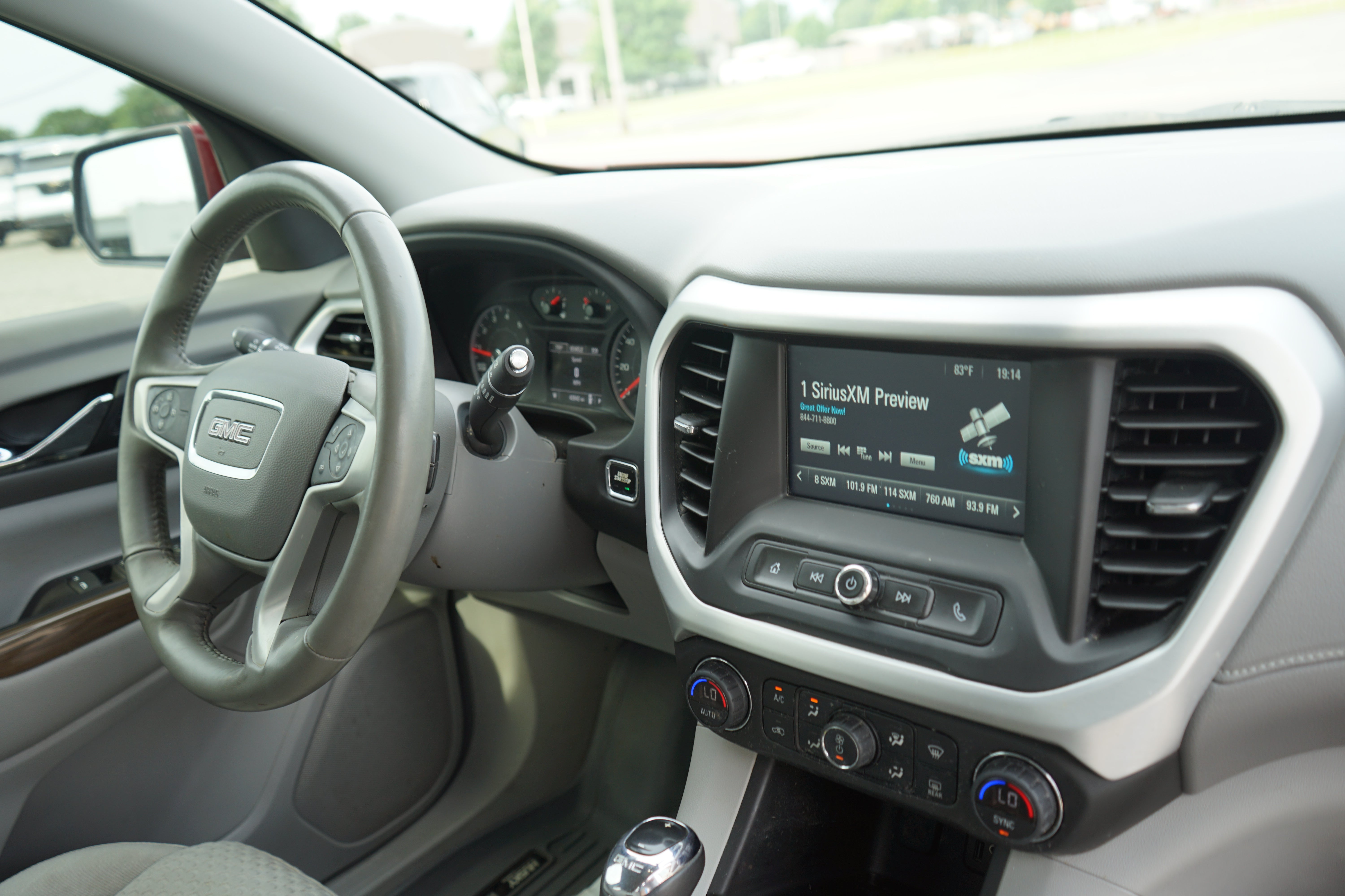 2019 GMC Acadia SLE