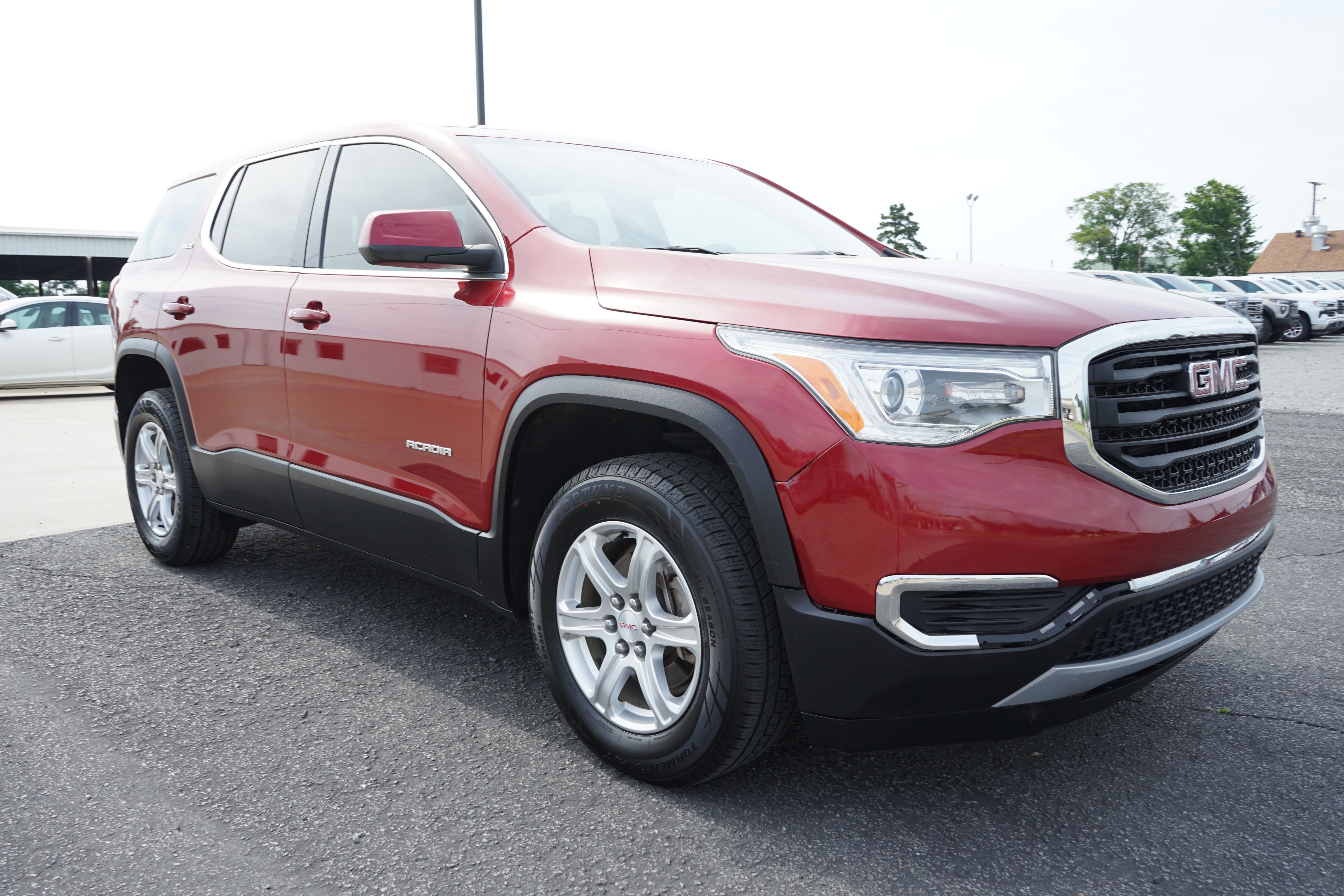 2019 GMC Acadia SLE