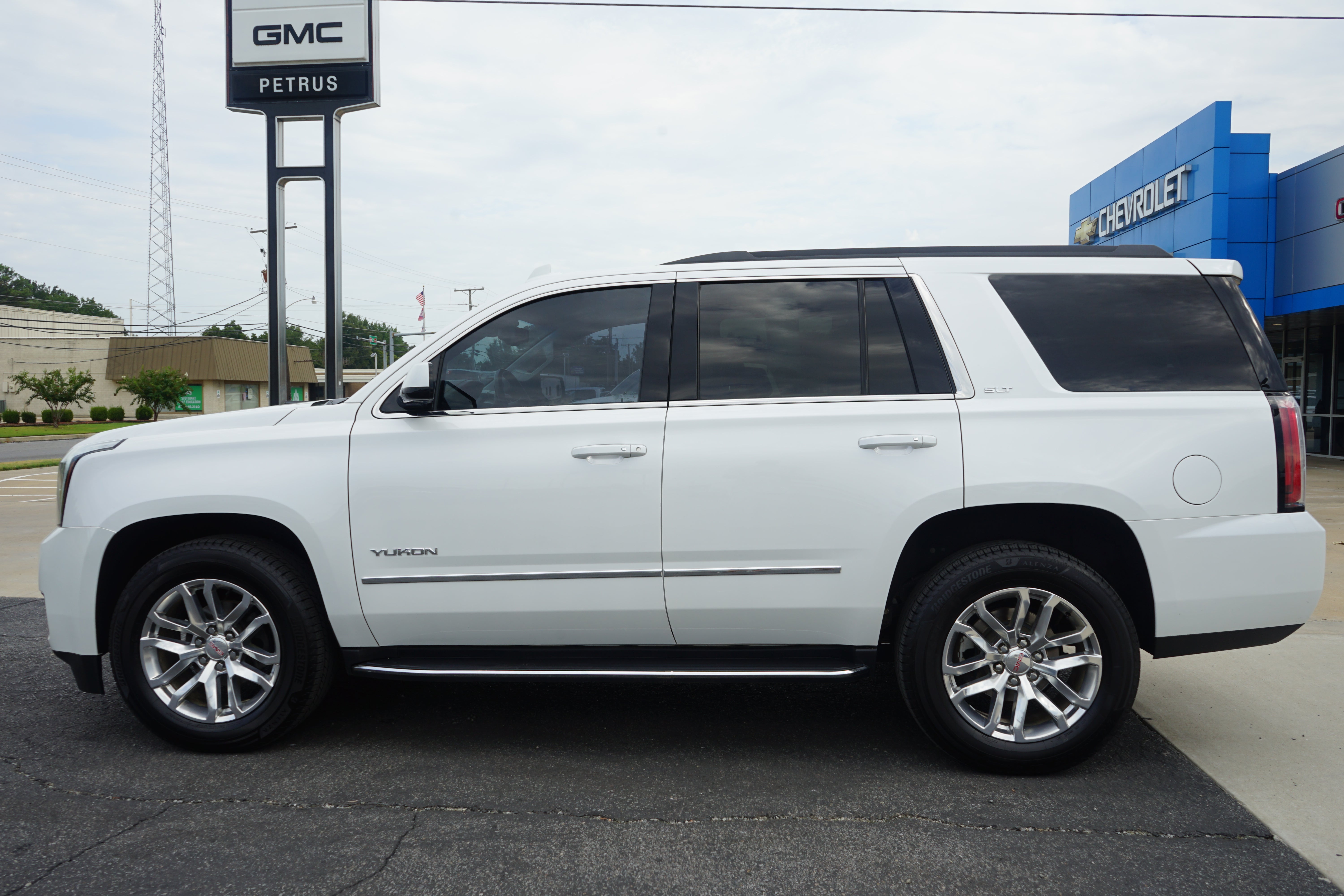 2019 GMC Yukon SLT