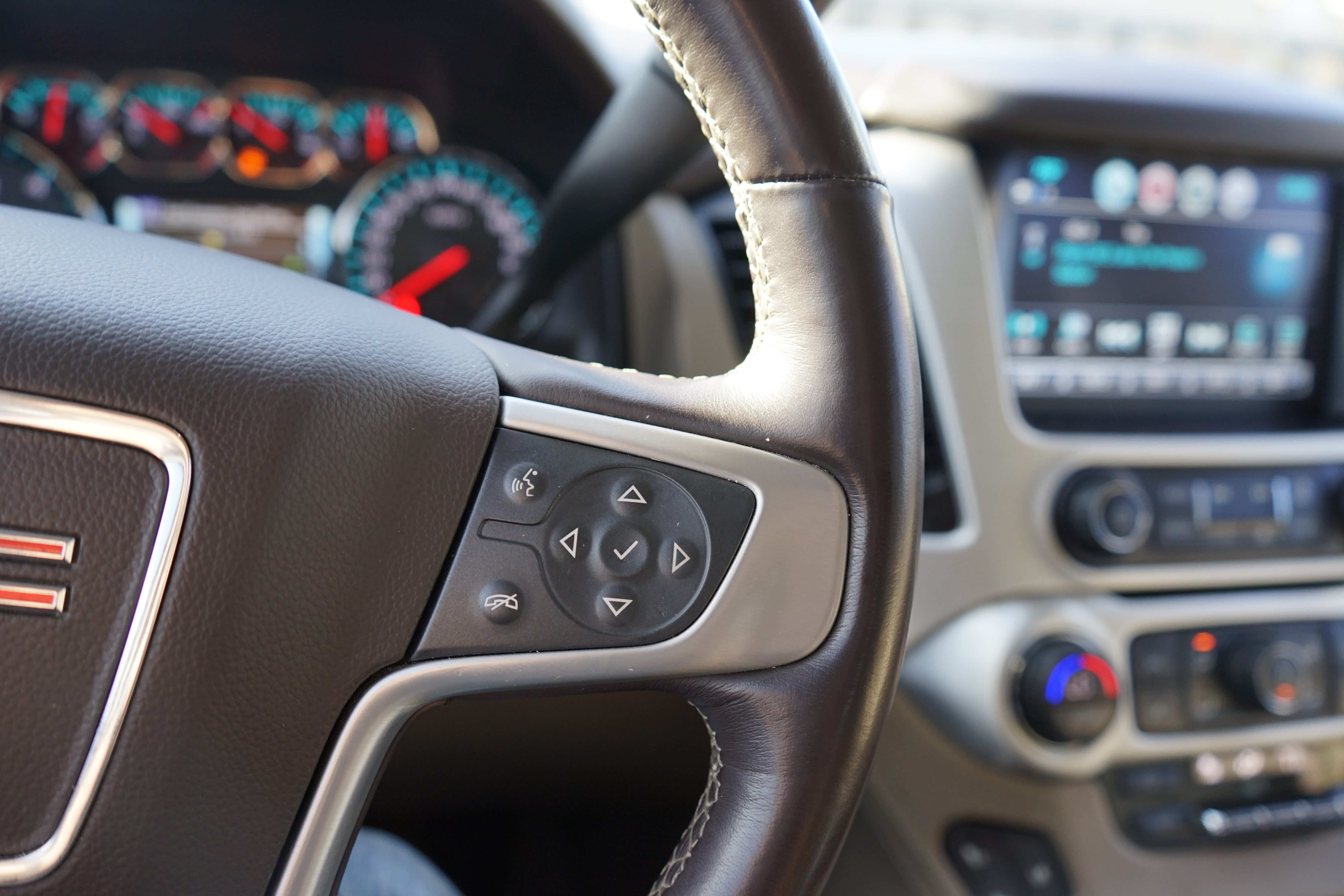 2020 GMC Yukon SLT