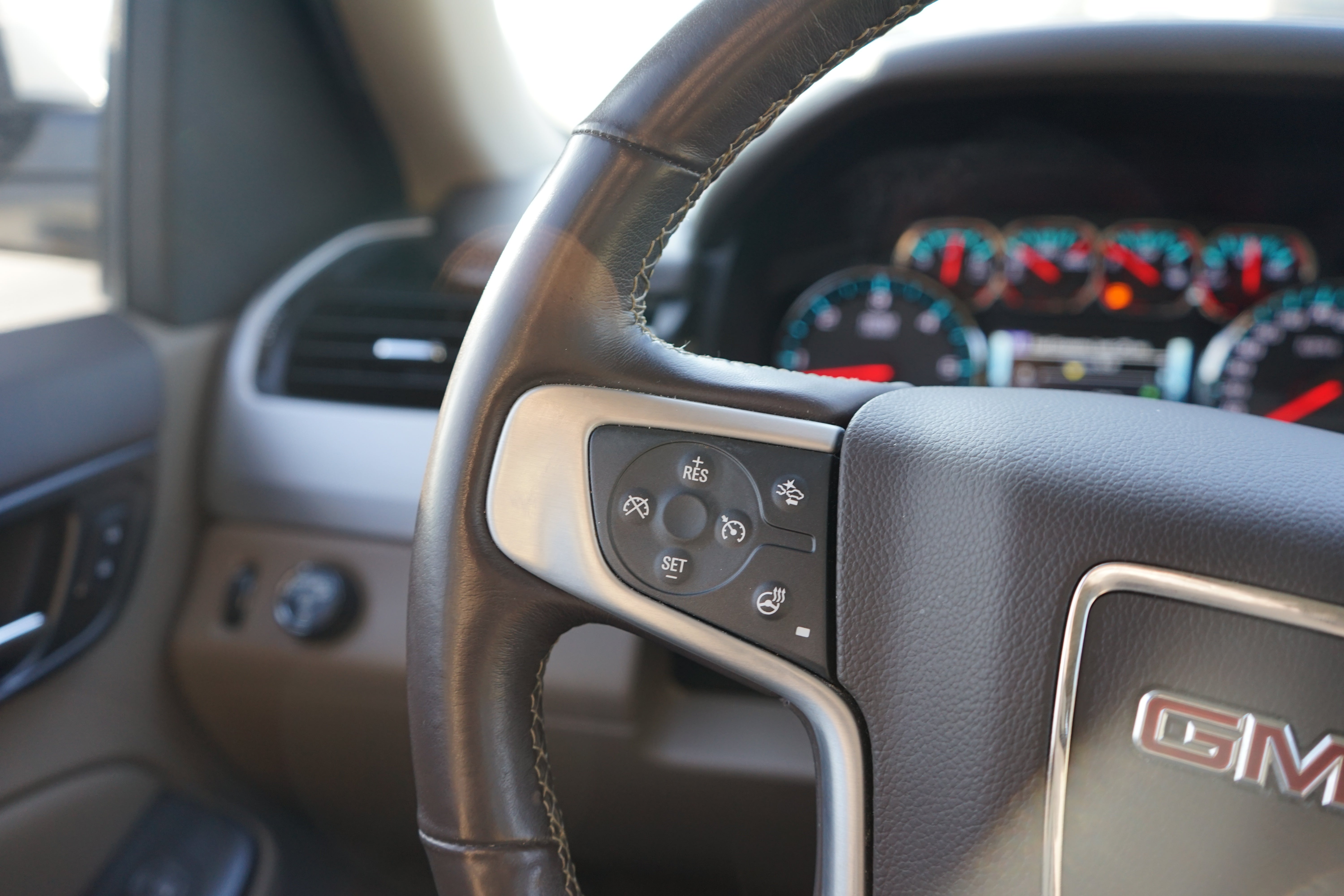 2020 GMC Yukon SLT