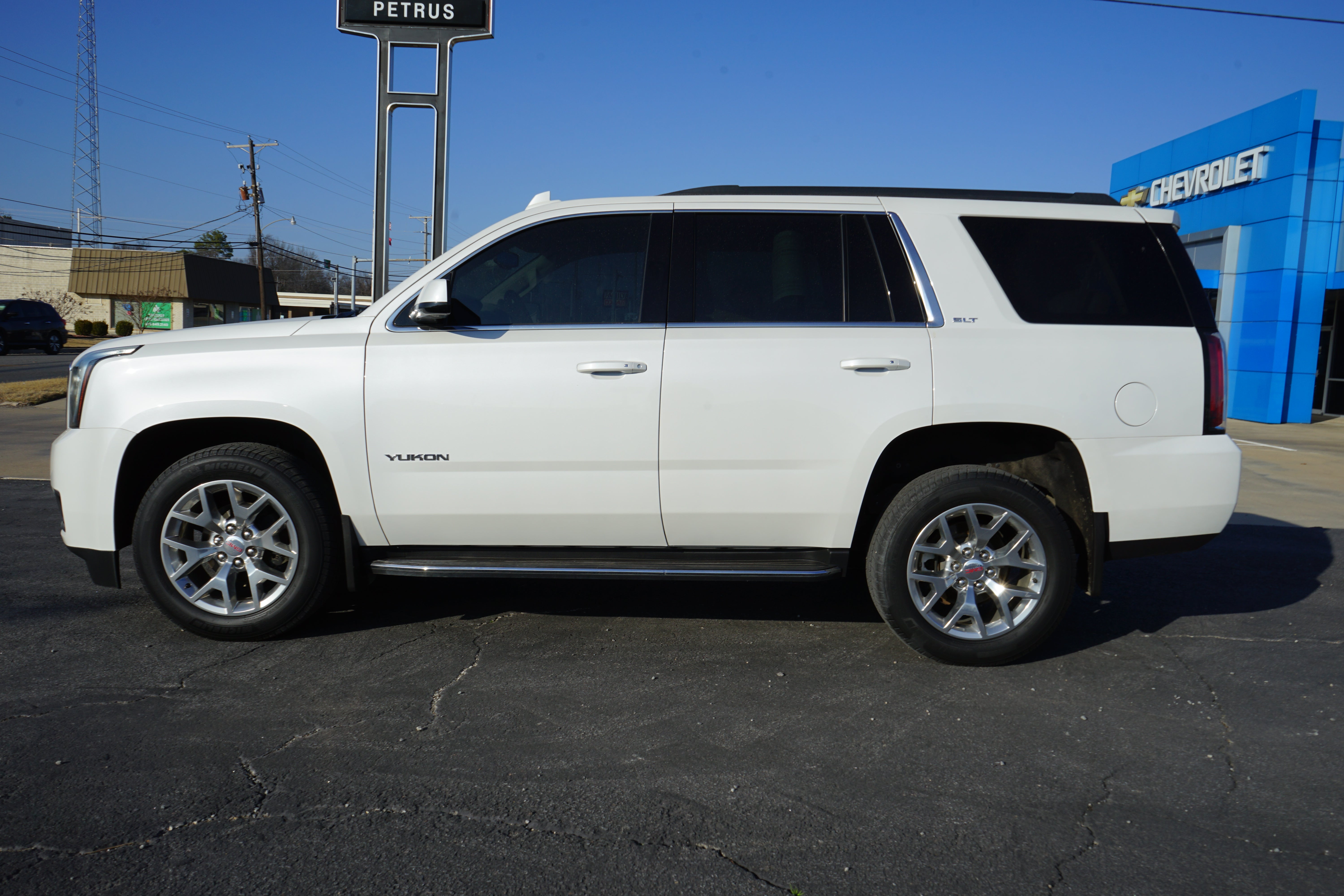 2020 GMC Yukon SLT