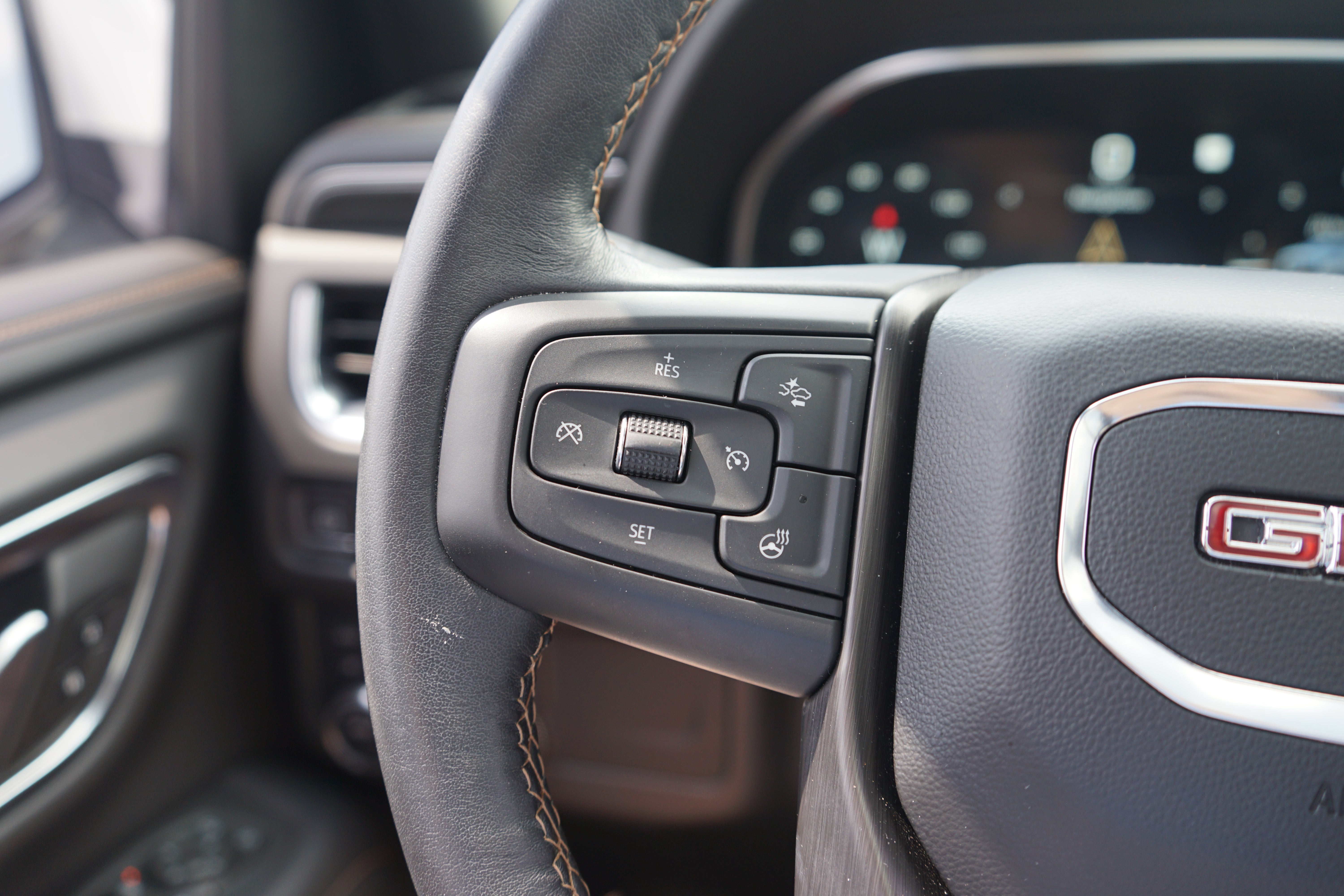 2022 GMC Yukon AT4